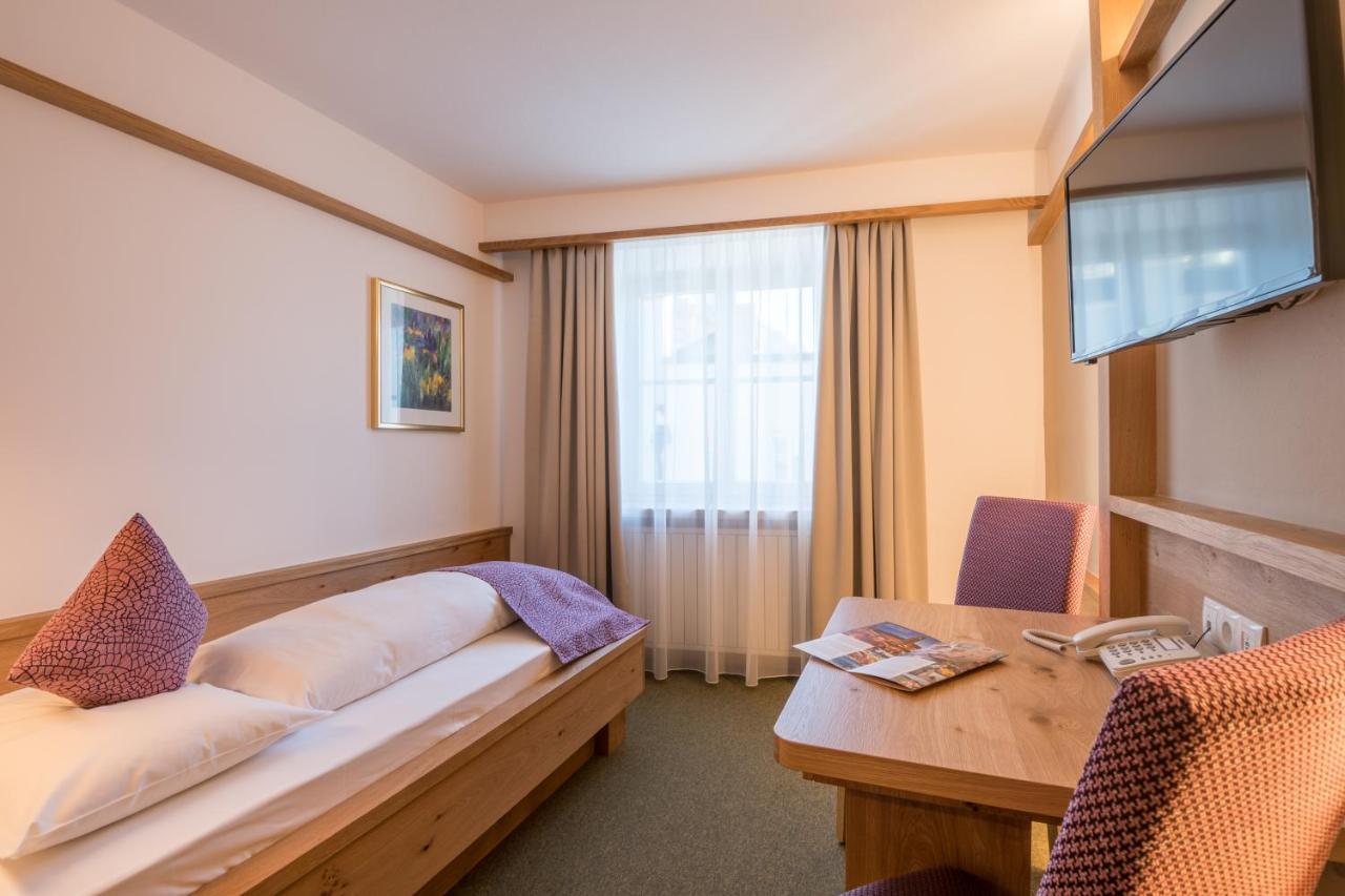 Posthotel Lamm 비피테노 외부 사진